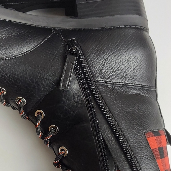 Women's Violet & Red boots - Picture 9 of 11